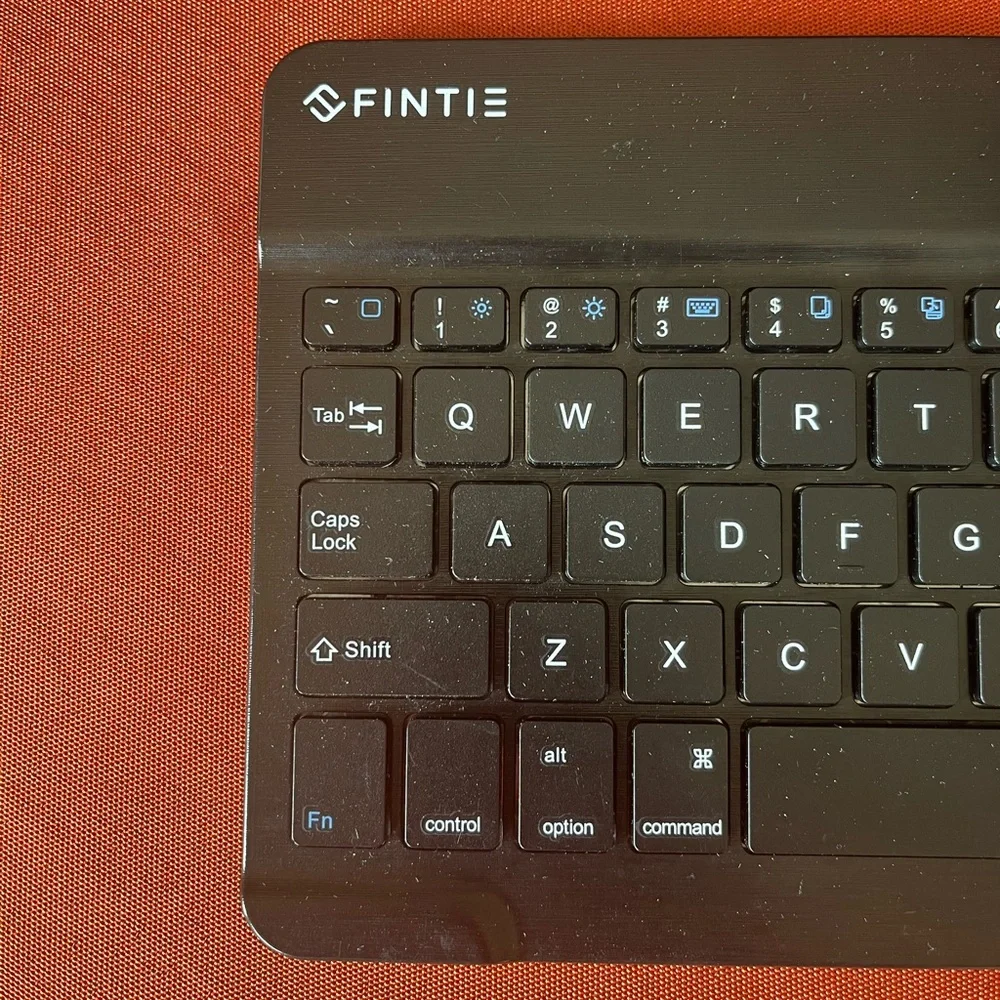 Black Bluetooth Keyboard for Tablets